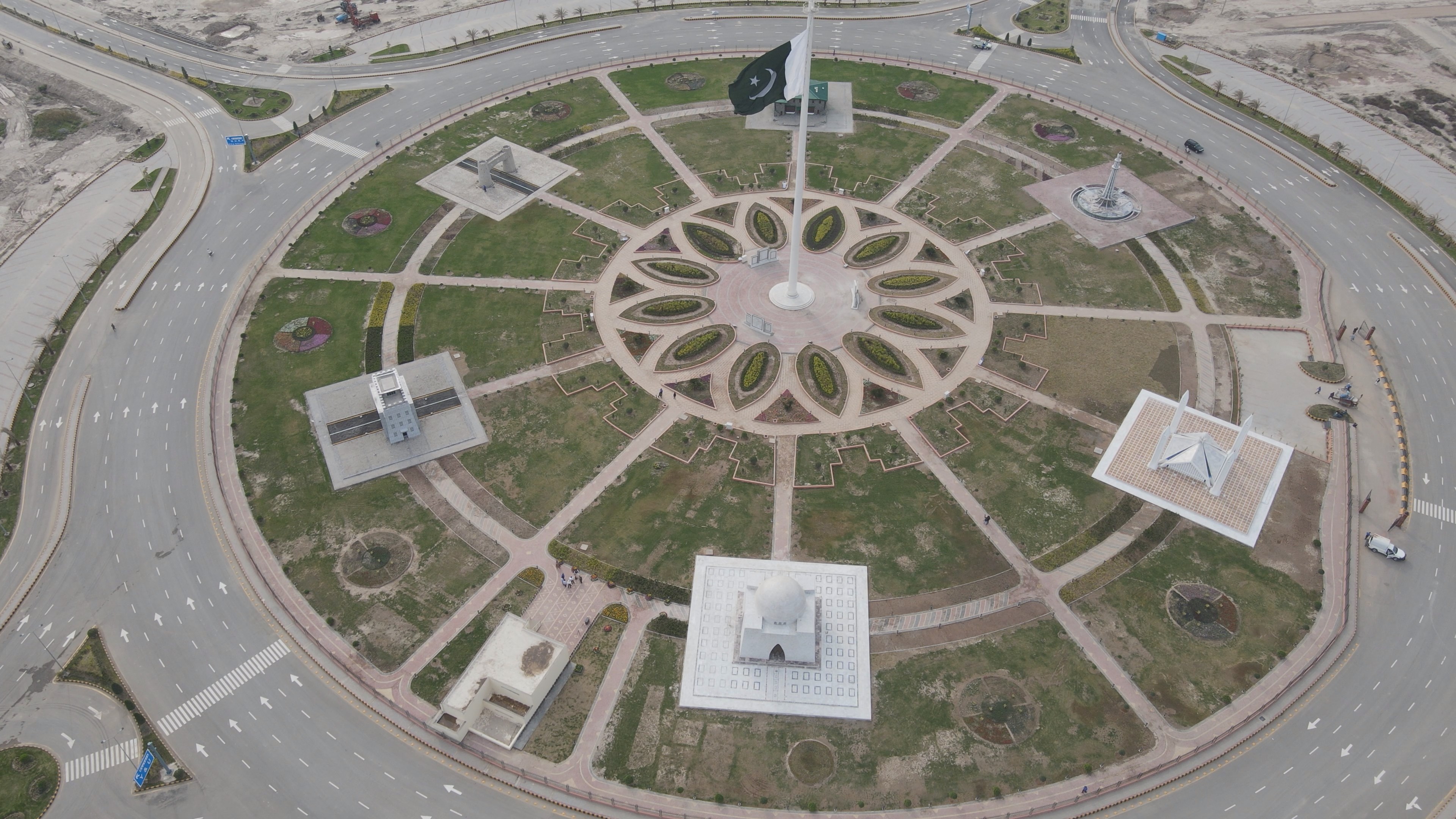 Videos -  Iconic Monuments at Pakistan Square - DHA Multan